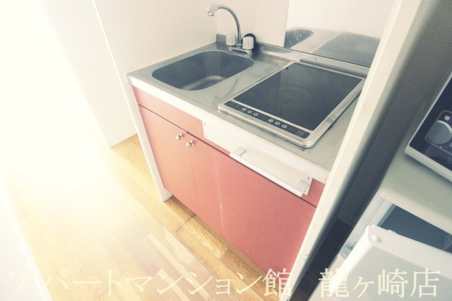 レオパレスラッフィナートのキッチン