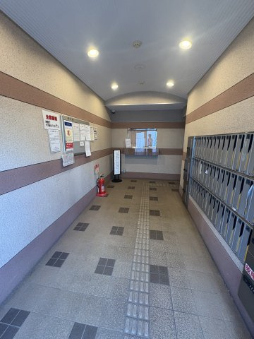 エクセリア文京池之端のエントランス