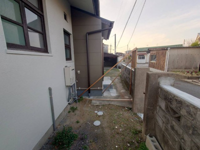 【庭】 | 琴崎町貸家