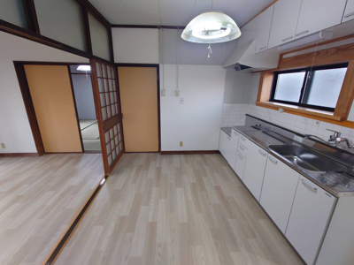 【居間・リビング】 | 琴崎町貸家