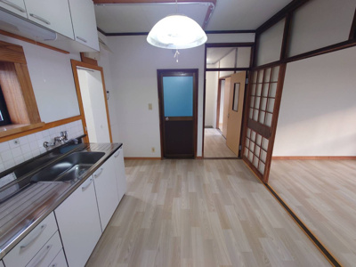 【居間・リビング】 | 琴崎町貸家