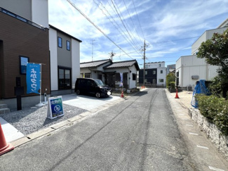 【前面道路含む現地写真】 | 前面道路含む現地写真です