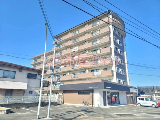 エテルナエーカーズ