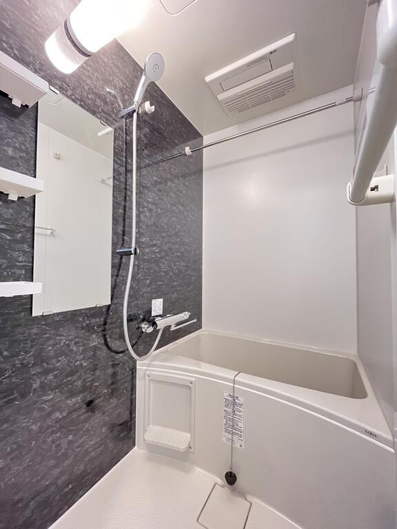 大阪市都島区都島北通２丁目の賃貸マンションの浴室