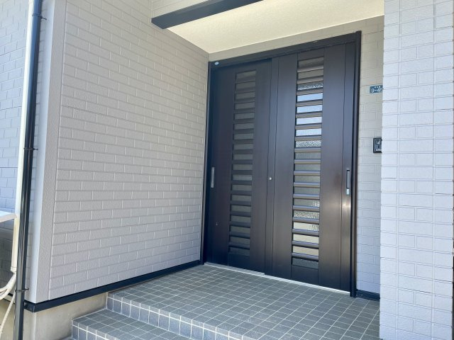 【玄関】 | 【中古戸建】東根市本丸東