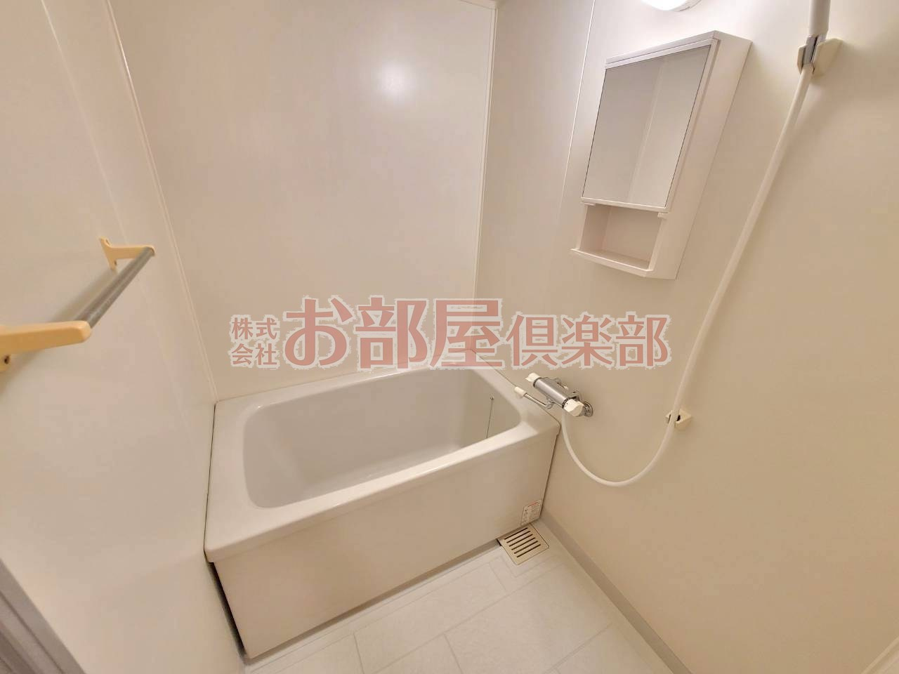 エテルナエーカーズの浴室