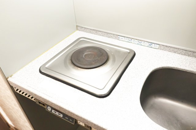 ダイナコートピア黒崎Ⅱ　5階のキッチン|別号室のものになります。現状優先。