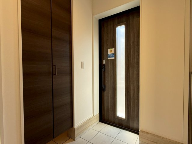 川越市砂新田　7期　新築一戸建ての玄関|落ち着いた玄関です