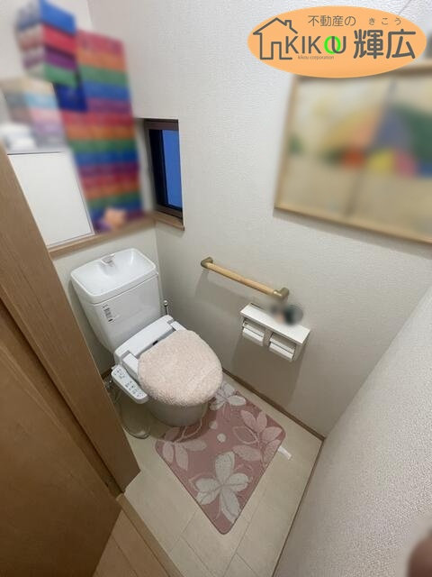 明石市魚住町西岡　中古戸建のトイレ