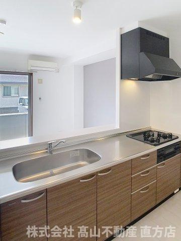 直方市大字感田のアパートのキッチン