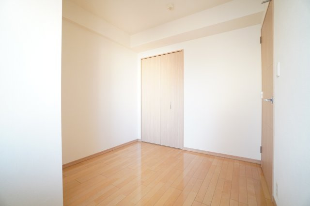 【洋室】 | エコロジー千葉みなとレジデンス | ※同物件・同タイプの写真です。