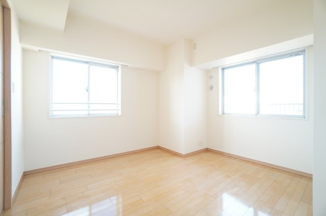 【洋室】 | エコロジー千葉みなとレジデンス | ※同物件・同タイプの写真です。