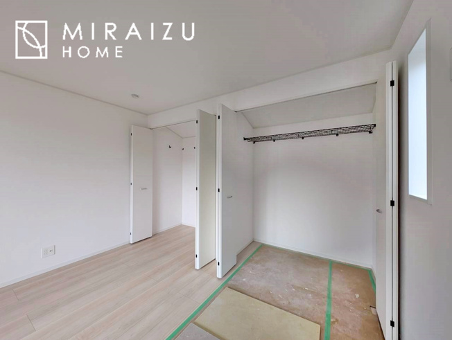 【その他】 | 浴室乾燥機はとても早く乾くパワフル乾燥機。普段の入浴後のカビ防止に10分だけ回していただければ清潔浴室を保てます。冬寒い日の入浴や、小さいお子様、ご年配のご両親様との入浴の際には、浴室を温めておけます