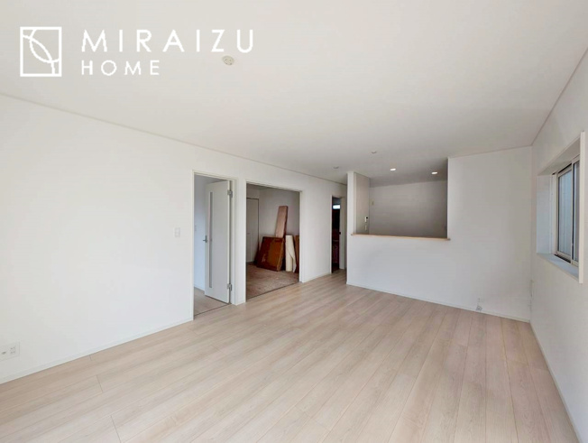 【外観】 | 日当たりの良いお家は嬉しいですよね。それぞれ価値観が分かれる箇所です、実際に内覧して日当たりの心地よさをご体感下さいね♪