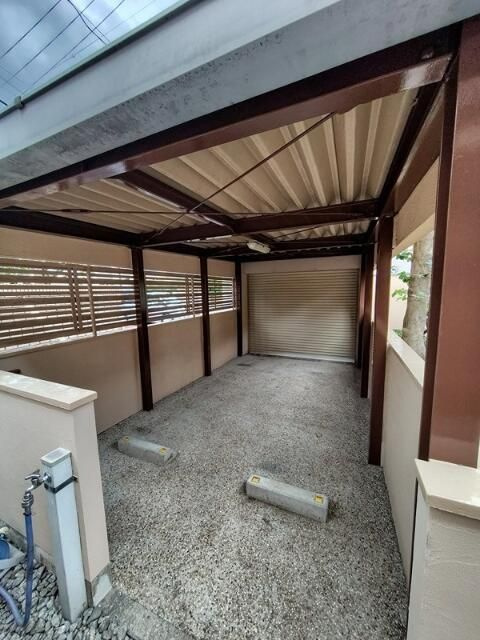 代田三丁目戸建の駐車場