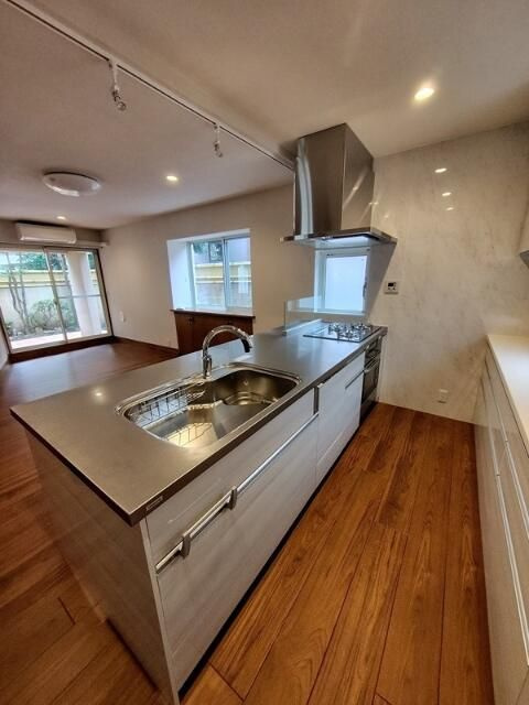 代田三丁目戸建のキッチン