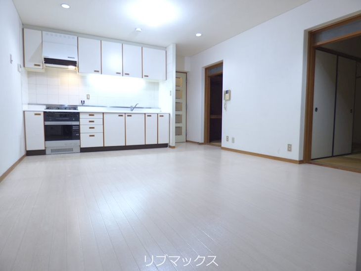 【居間・リビング】リョウジュ名次 