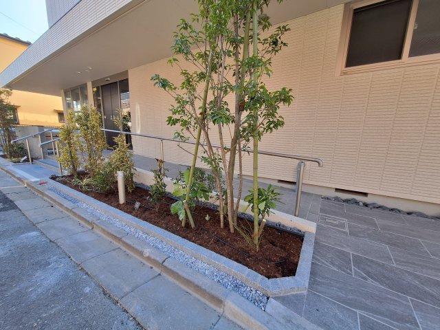 (シニア限定)ヘーベルVillage浦和本太のその他共用部分|スロープもあってカートもらくらく