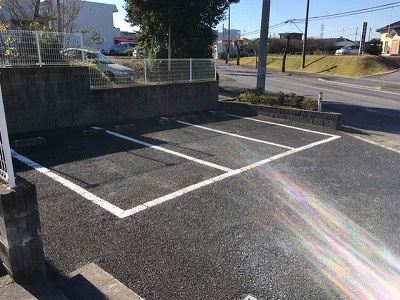 レオパレスコムティの駐車場|画像9