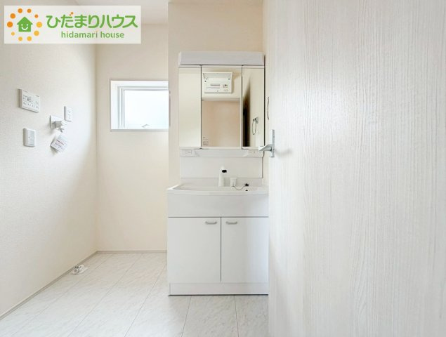 いわき市泉町滝尻第2　新築戸建　7号棟の独立洗面台|シンプルで使い勝手の良い独立洗面台！
