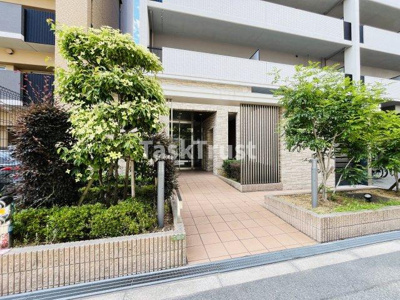 【エントランス】 | エスヴェール北梅田