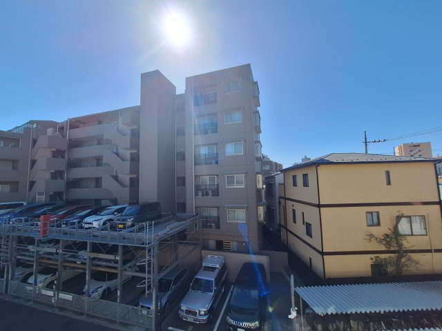 (シニア限定)ヘーベルVillage浦和本太の外観