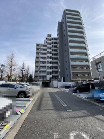 小石川アインスの駐車場