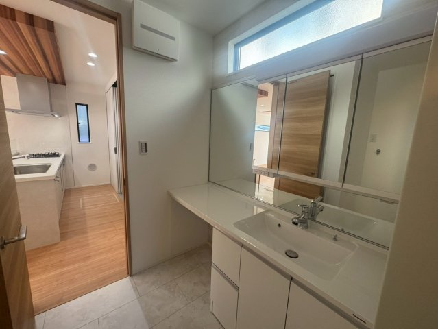 川越市諏訪町第5期　新築一戸建ての独立洗面台|独立洗面台です