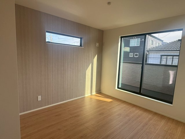 川越市諏訪町第5期　新築一戸建ての寝室|広くて明るい寝室