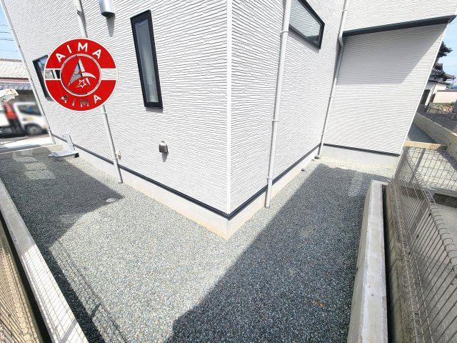 古賀市千鳥6丁目第2-3棟(3号棟）の外観|お庭で自由な時間を過ごせます。