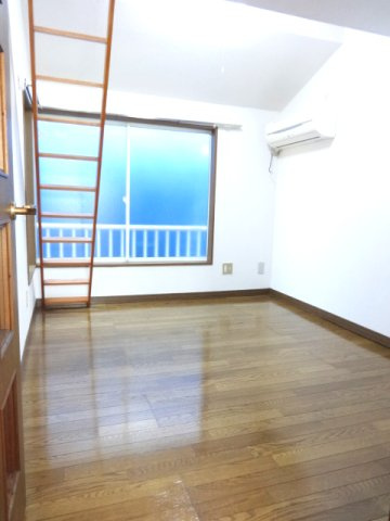 グレイスハイム久米川の洋室