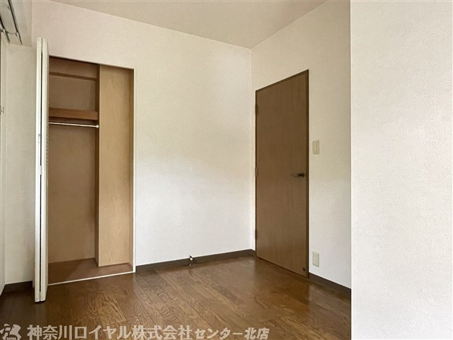 【寝室】