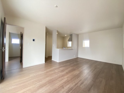 【居間・リビング】 | 読谷村宇座　第2（限定1棟） | ※同仕様写真です