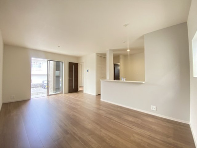 【居間・リビング】 | 読谷村宇座　第2（限定1棟） | ※同仕様写真です