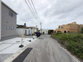 【前面道路含む現地写真】 | 読谷村宇座　第2（限定1棟） | ※北東側公道5m♪