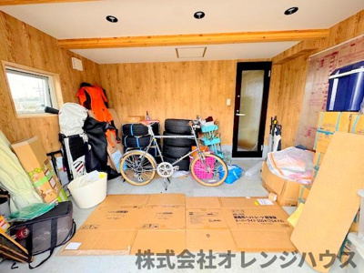 【収納】 | 町田市金井 中古戸建 | 時に収納力が快適さに繋がる事もあります。アウトドアストッカーを始めとした、高い収納力もご確認下さい。