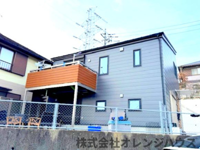 【外観】 | 町田市金井 中古戸建 | 良好な住環境を守る、第一種低層住居専用地域に立地。自然と優れた都市機能を享受する魅力あふれる住環境。