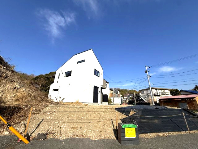 新しい街並み　2SLDK＋SIC＋WIC＋PANTRY