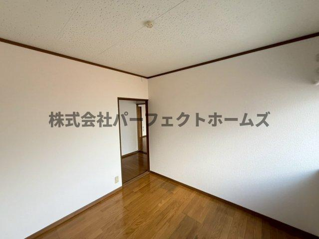 成美町平屋　賃貸の洋室|コンパクトで使いやすい洋室です