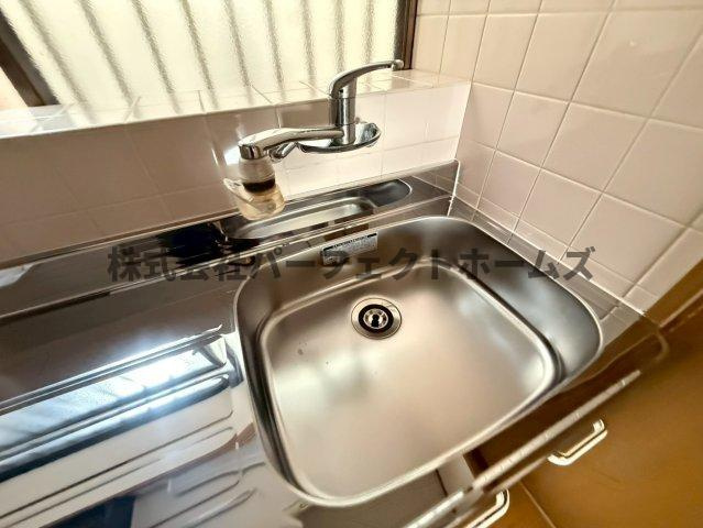 成美町平屋　賃貸のキッチン|キッチンでお料理をお楽しみください