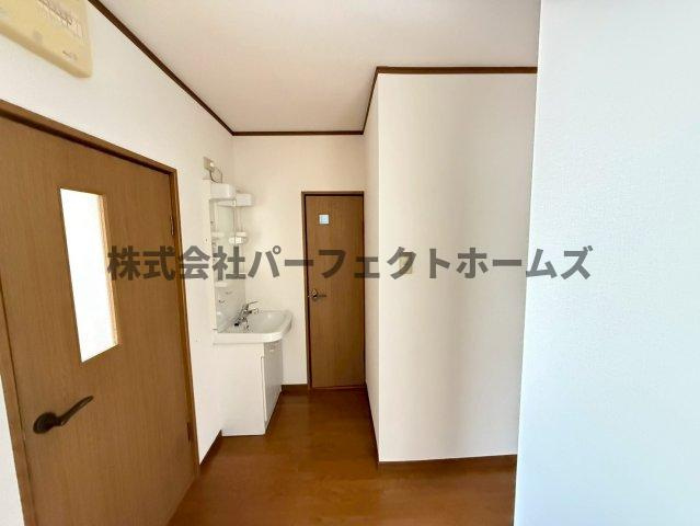 成美町平屋　賃貸の内装|内装もきれいです