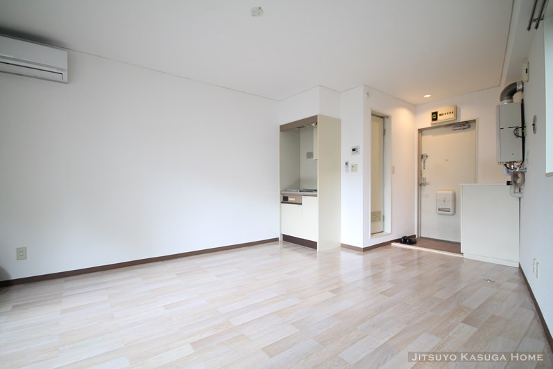 【居間・リビング】