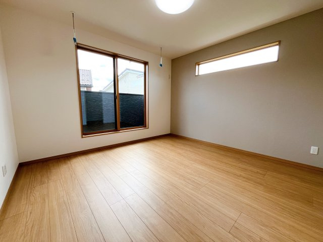 【寝室】