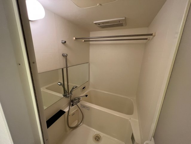 【浴室】 | ルネスグランドールⅠ | 浴室乾燥機・追い焚き機能付き！（※写真はイメージです、現況優先となります）