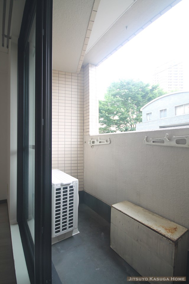 【バルコニー】