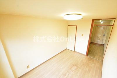 【居間・リビング】 | 高安一番館