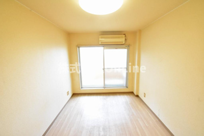 【居間・リビング】 | 高安一番館