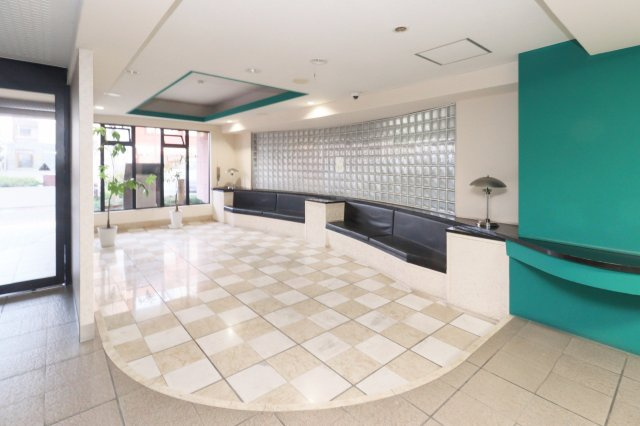 ダイナコート久留米本町　13階のロビー