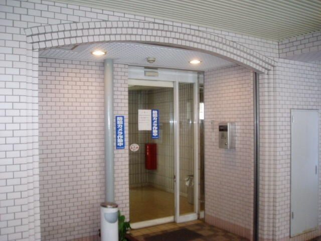 ジェイパーク両国のエントランス