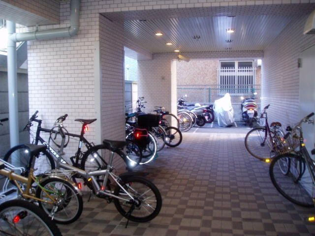 ジェイパーク両国の駐車場|駐輪場